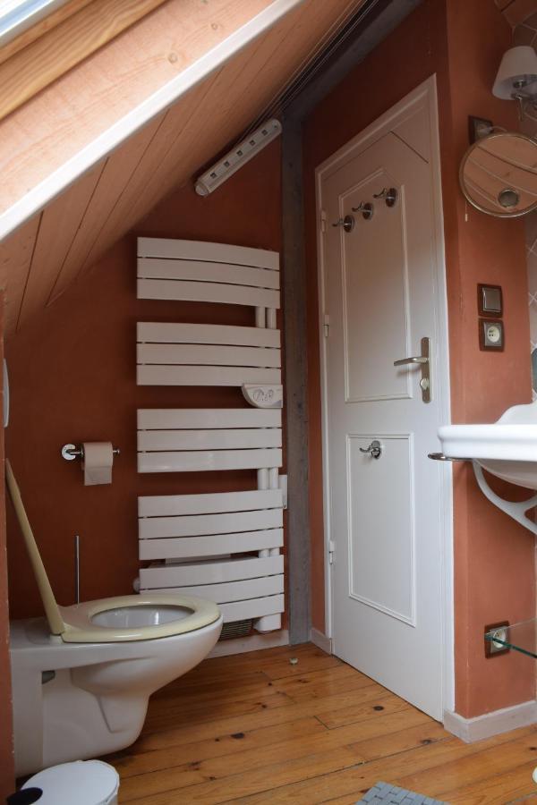 Petit Duplex De Charme Sous Les Toits Du Mont-Dore Le Mont-Dore Exterior foto